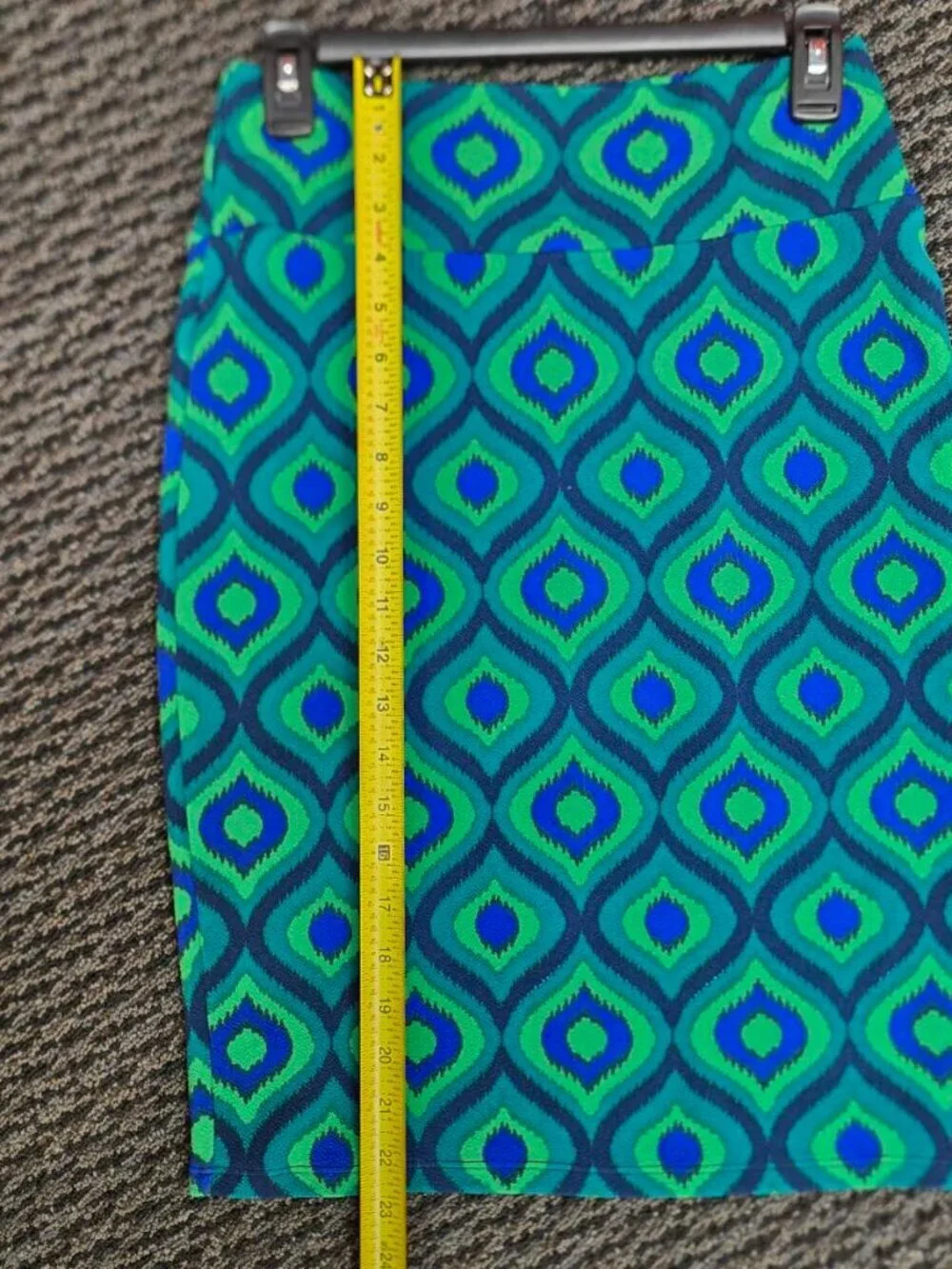 LuLaRoe Cassie Pencil Skirt Small S Peacock Feathers Blue Green Stretchy Knit